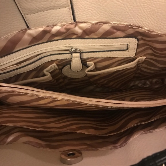 Dana Buchman Tote - Picture 4 of 9